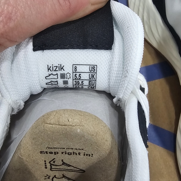 Kizik Monaco Women's Black and White Sneakers - Picture 8 of 8